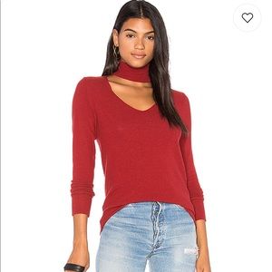 LNA BRUSHED DETACHED TURTLENECK SWEATER IN MERLOT